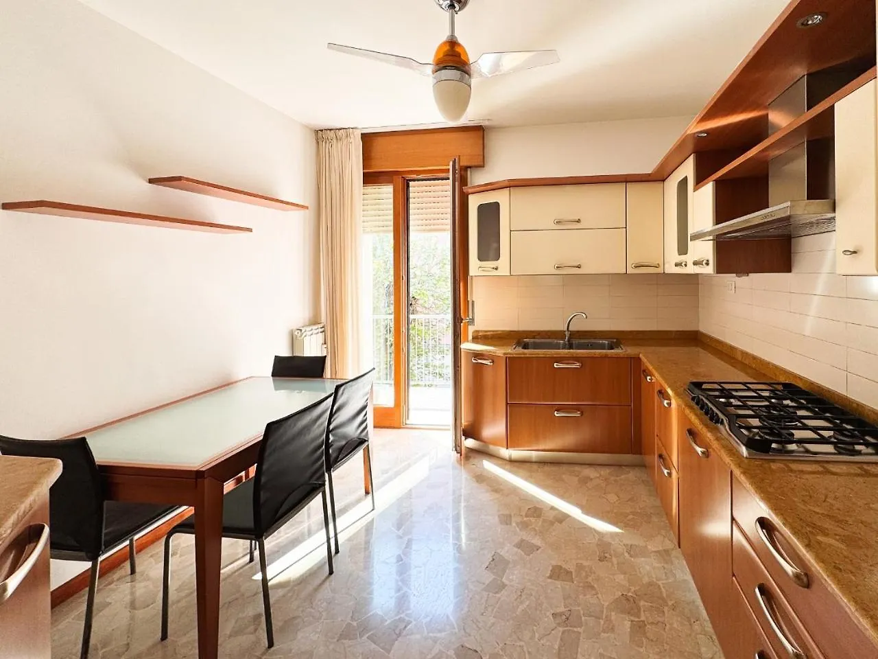 Deeproom Apt3 Venice Italy