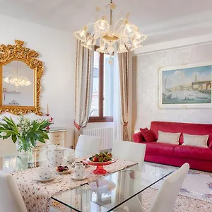 Appartement Perla Con Vista Canale, Venise