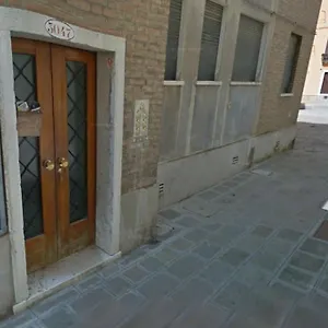 Casa Carla - Comodo In Cannaregio - 2 Private Venecia