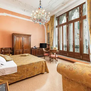 3* Hotel San Moise